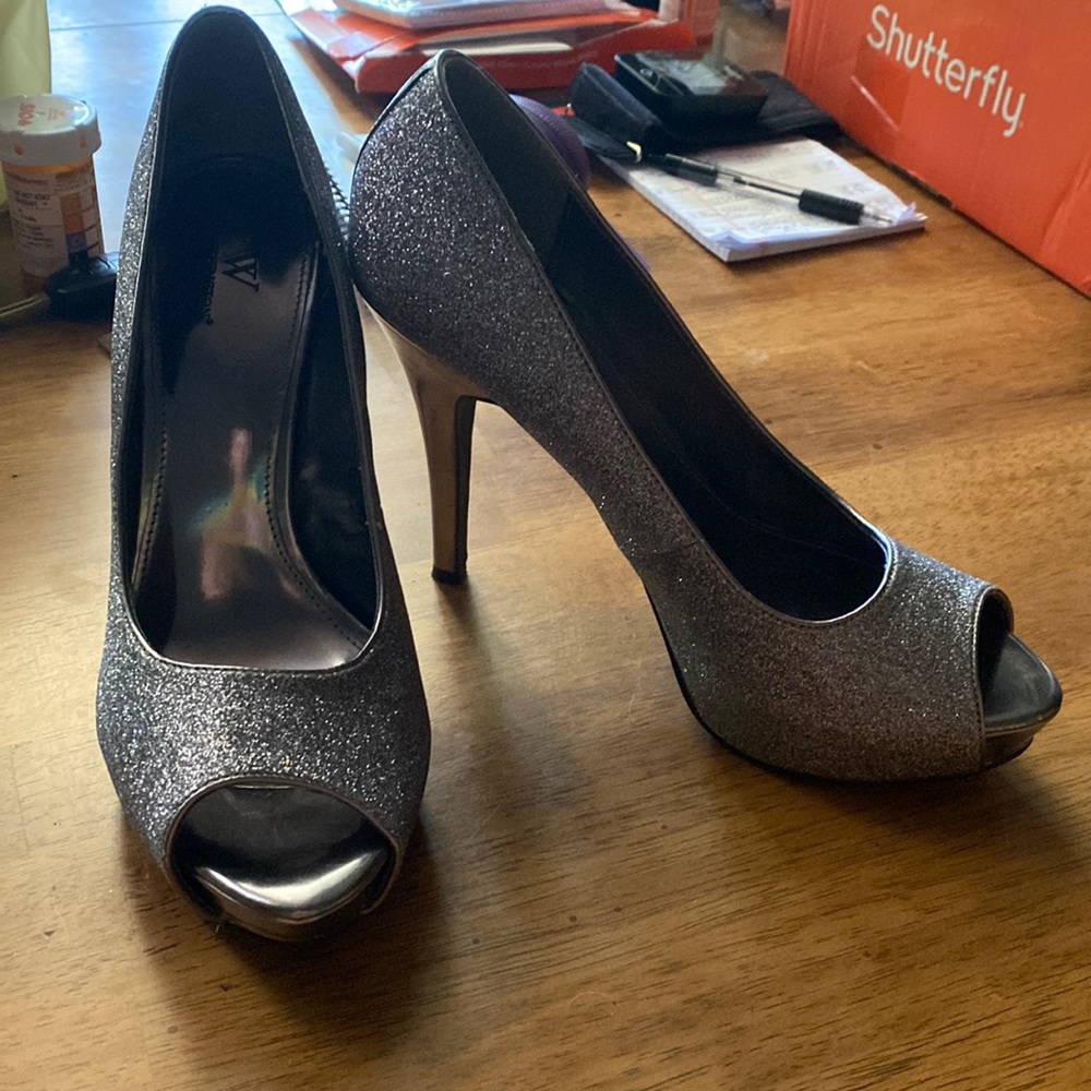 Sliver glittery shoes